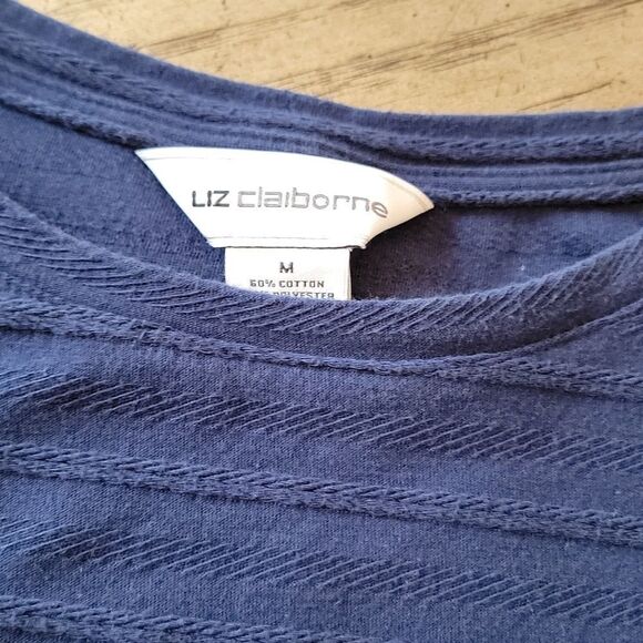 Navy Liz Claiborne tshirt with side bow size M - Picture 3 of 5